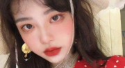 初三齐刘海小姐姐图片,绽放少女魅力